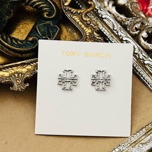 Silver double T logo by TB